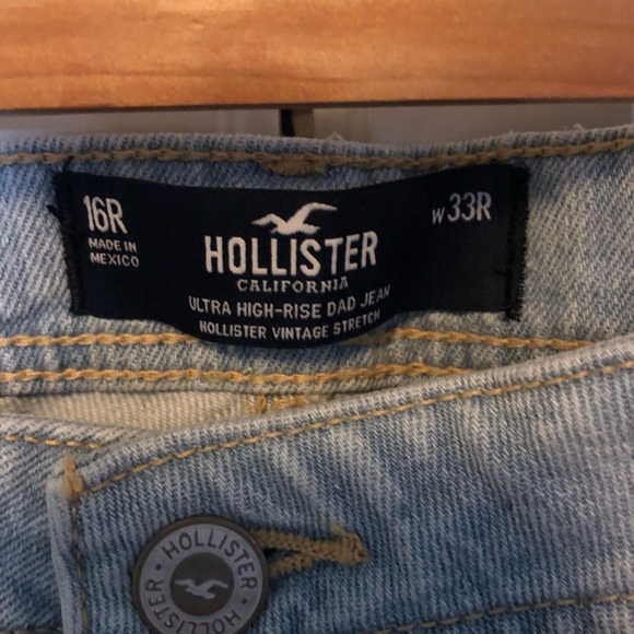 NWT Hollister Ultra High Rise Light Wash Dad Jeans - Picture 3 of 7